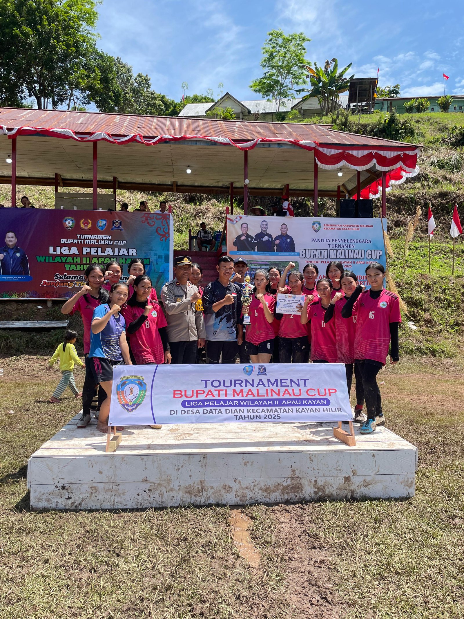 Siswi SMA Negeri 14 Malinau Raih Juara 1 Sepak Bola Perempuan di Bupati Malinau Cup